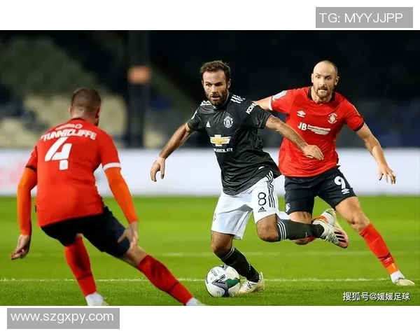 卢顿主场迎战曼彻斯特联期待精彩对决双方球员全力以赴争取胜利