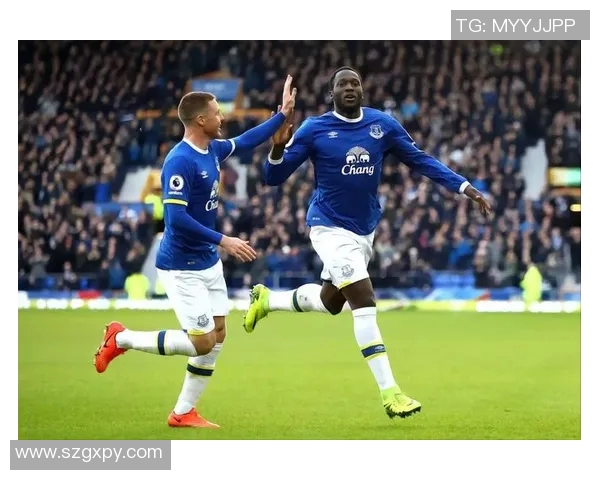 卢卡库重返赛场展现实力球迷期待他的精彩表现与未来发展