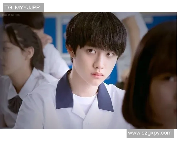 祝铭震：从青涩少年到职场精英的奋斗历程与成长故事